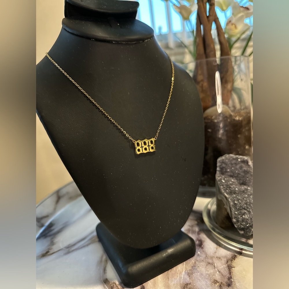 Angel Number Eight Necklace